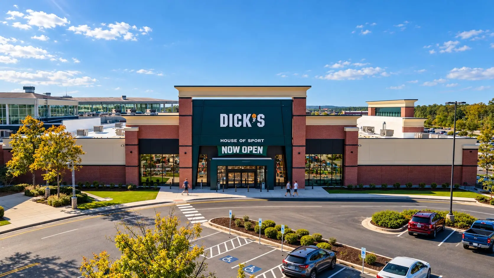 Dick's House of Sport in Durham, North Carolina: the new prototype entrance seen from the parking lot