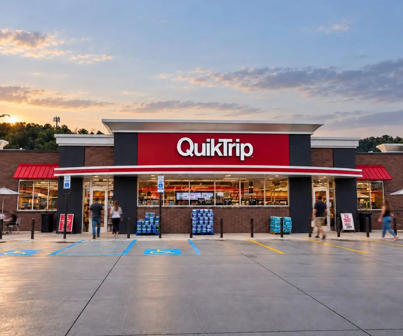 QuikTrip convenience store in Chattanooga, Tennessee, at dusk